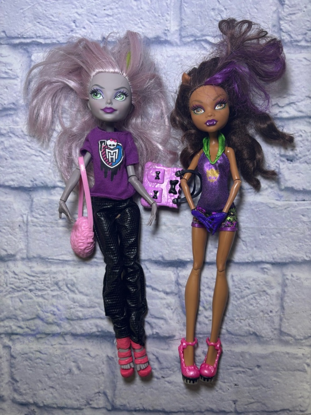 Monster High High Power Ghoul Wonder Wolf Clawdeen Moanica D'Kay Lot of 2 Dolls